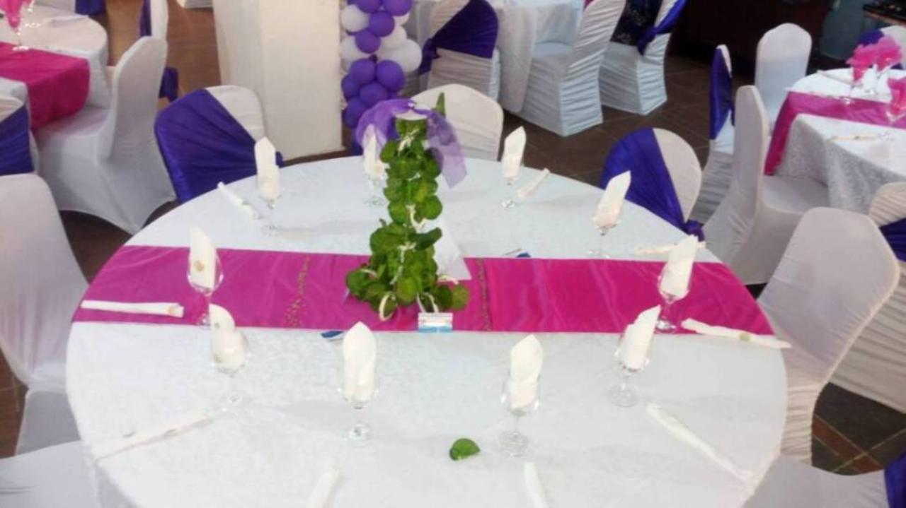 Riviera Hotel Benin Cotonou Buitenkant foto