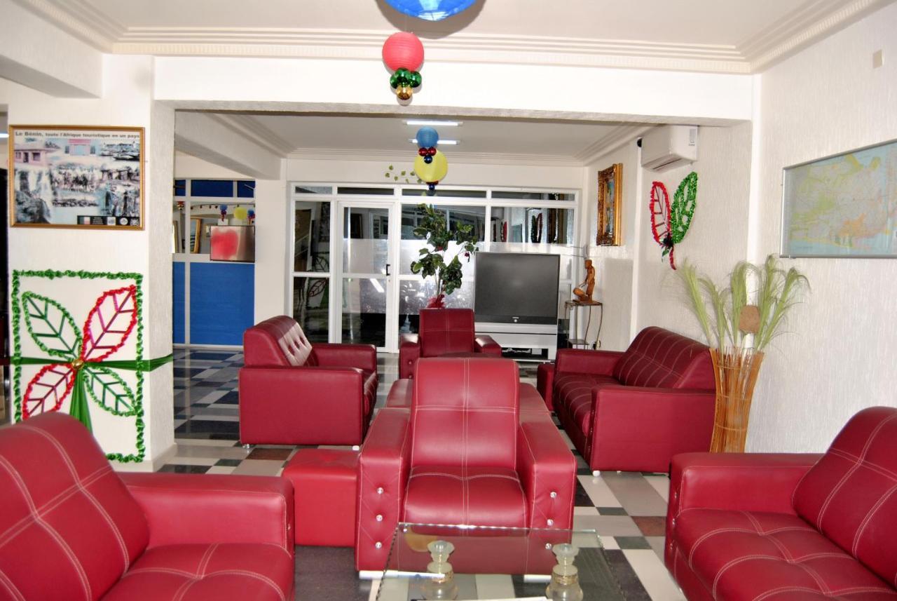 Riviera Hotel Benin Cotonou Buitenkant foto