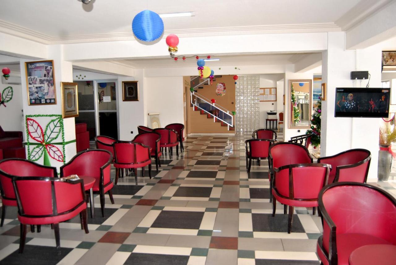 Riviera Hotel Benin Cotonou Buitenkant foto